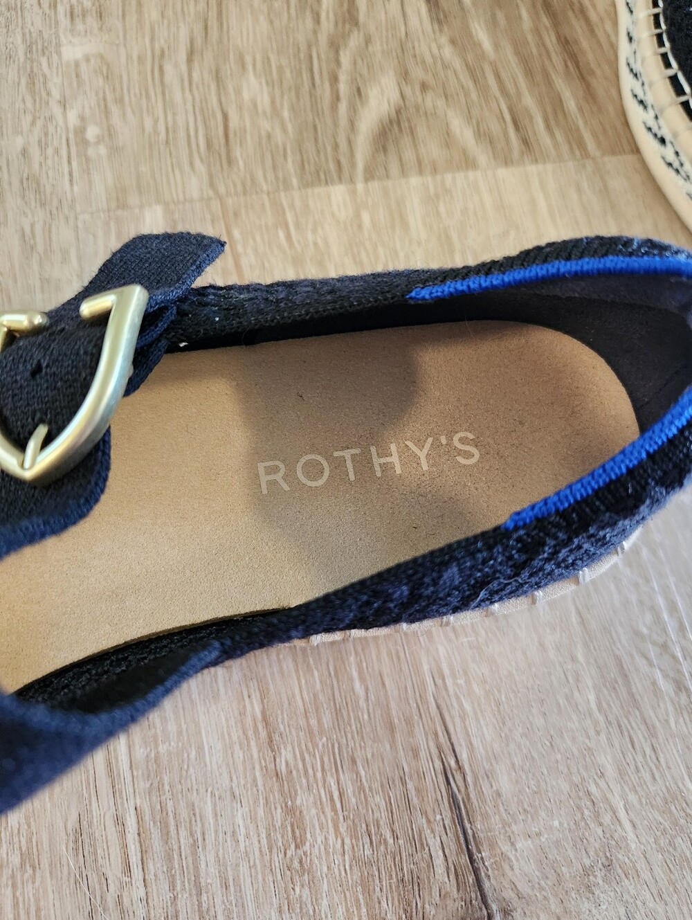 Rothys Black The Espadrille Mary Jane Flats Women's Size 8.5 - Picture 4 of 8